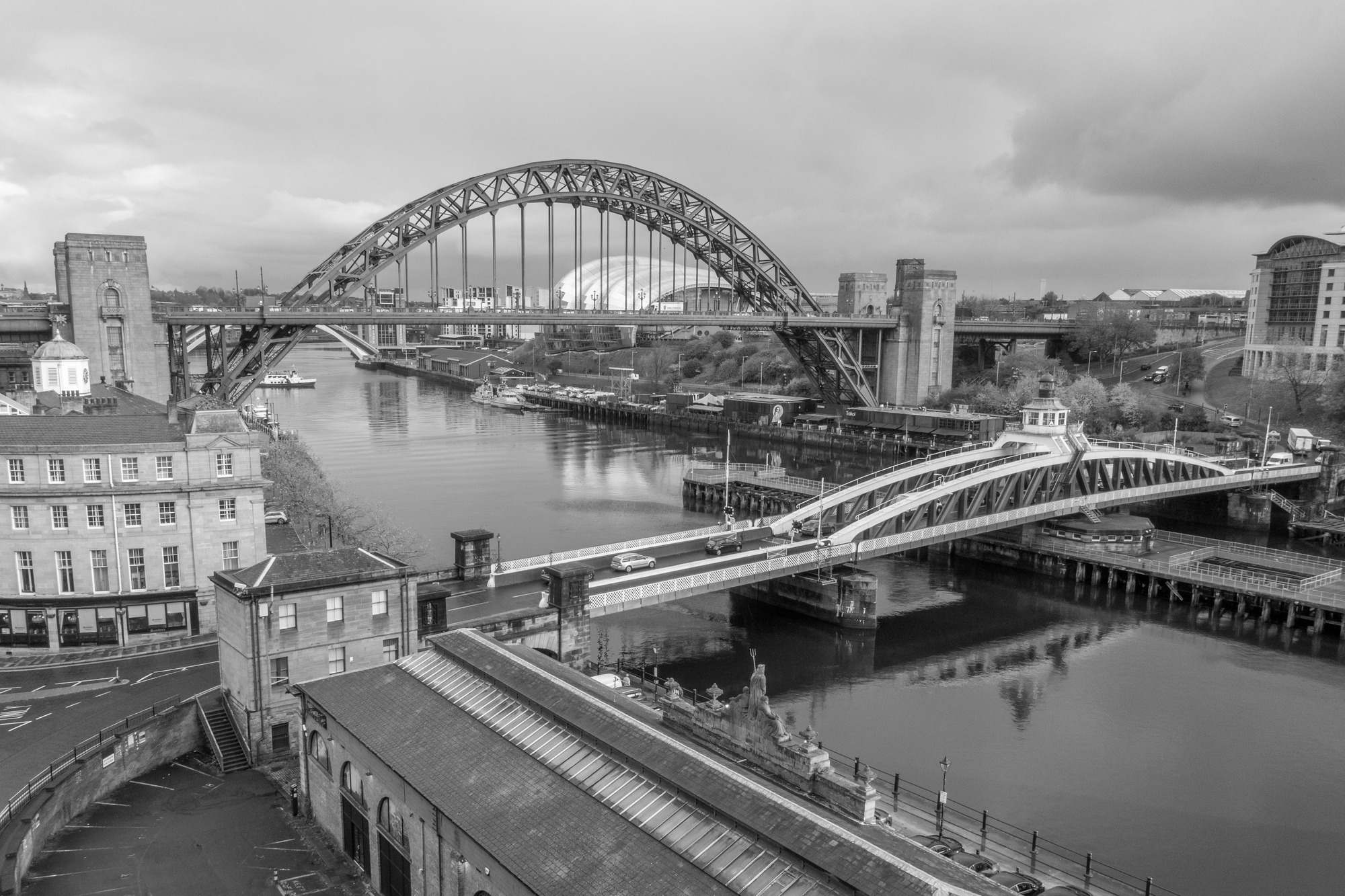 Black and white picture of the Tyne Bridge in Newcastle upon Tyne